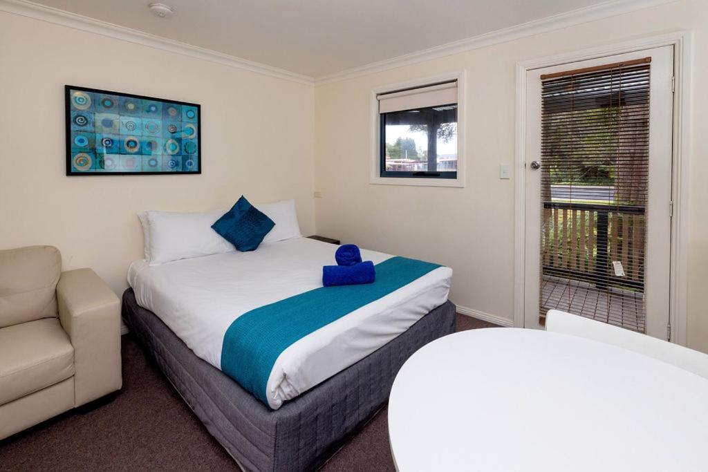 Big4 Strahan Holiday Retreat Экстерьер фото
