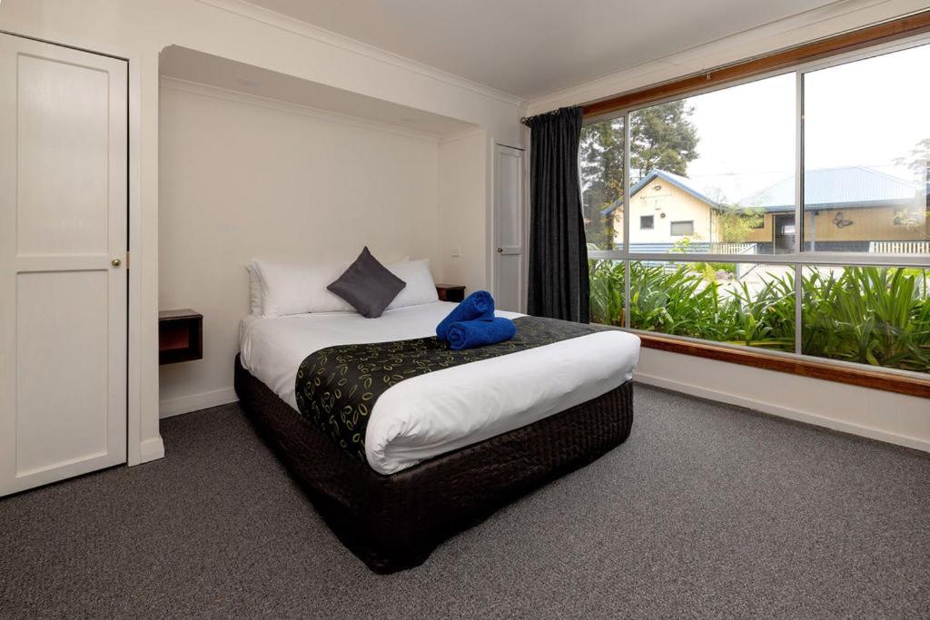 Big4 Strahan Holiday Retreat Экстерьер фото