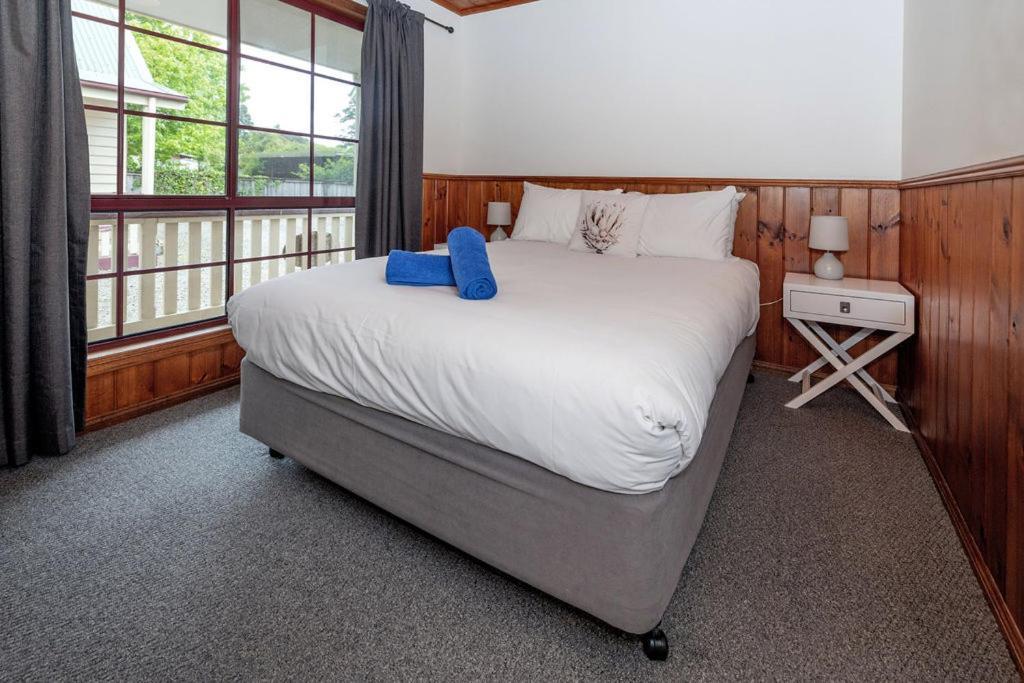 Big4 Strahan Holiday Retreat Экстерьер фото